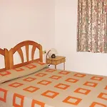 Poblado Marinero 3000 *