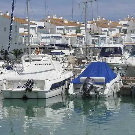 Poblado Marinero 3000 *