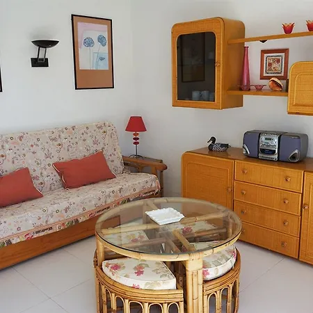 Poblado Marinero 3000 *