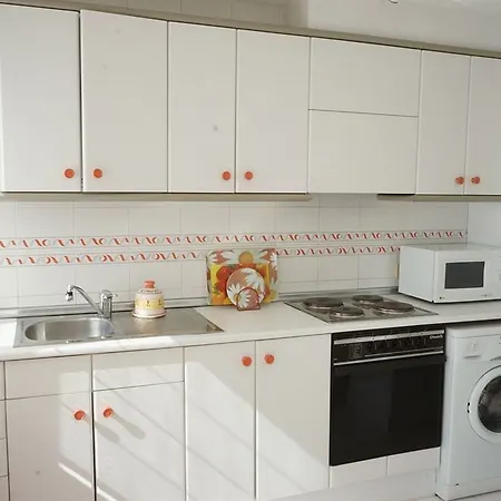 מלון Poblado Marinero 3000 *