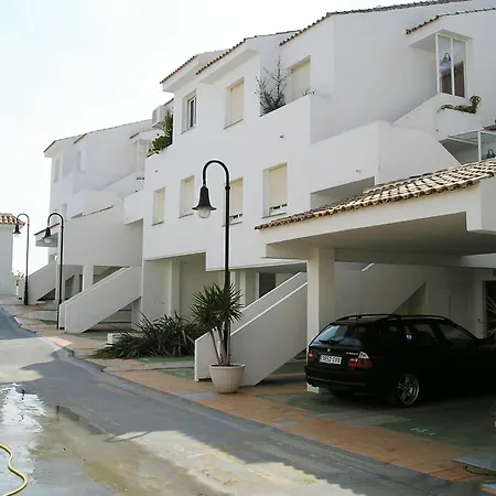 Poblado Marinero 3000 *